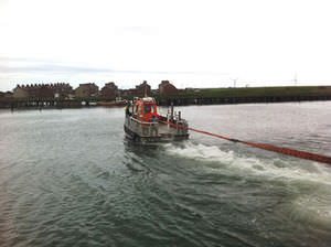 Festmacherboot Berufsschiff 1