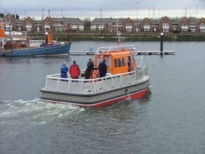 Offshore-Hafenboot Berufsschiff 1