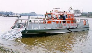 Landungsboot-Berufsschiff 1