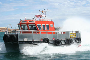 Festmacherboot Berufsschiff 1
