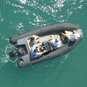 Außenborder-Schlauchboot