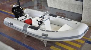 Außenborder-Schlauchboot 1