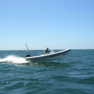 Außenborder-Schlauchboot