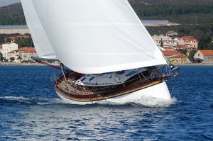 taditionelles Segelboot