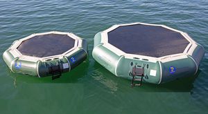 Trampolin Wasserspielgerät