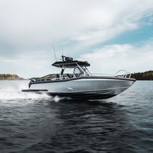 Hochleistungs-Konsolenboot