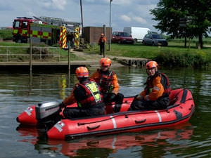 Rettungsboot Berufsboot / Außenbord / Schlauchboot
