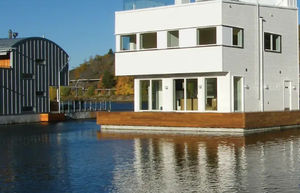 schwimmendes Haus 1