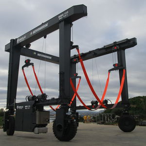 ferngesteuerter Travellift 1