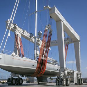 ferngesteuerter Travellift 1