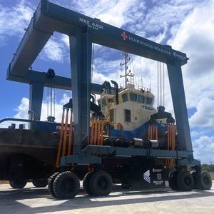 Travellift mit Allradlenkung