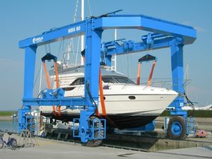 Travellift 1