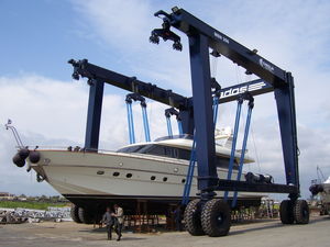 Travellift 1
