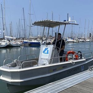Hafenservice-Boot Berufsschiff 1