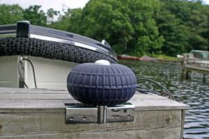 Fender für Yachthafen