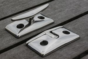Klampe für Stege