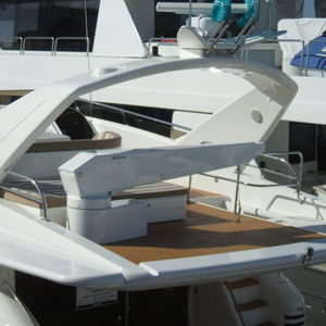 Davit für Boot 1