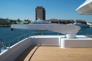 Kran für Yacht 1