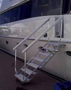 Yachtleiter / seitlich / Boarding / manuell