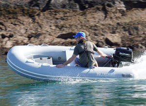 Außenborder-Schlauchboot 1