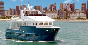 Motoryacht für Kreuzfahrten 1