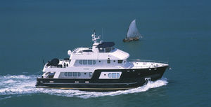 Motoryacht für Kreuzfahrten 1