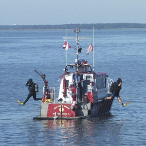 Feuerlöschboot-Berufsschiff 1