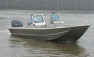 Außenborder-Konsolenboot 1