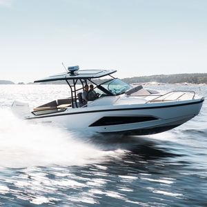 Cabin-Cruiser / Außenborder 1