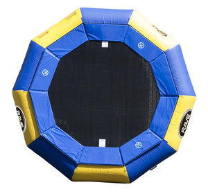 Trampolin Wasserspielgerät