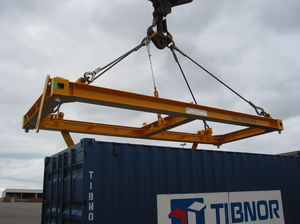 Spreader für Container