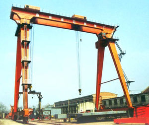 Container-Stapelkran / Schienen