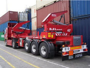 Container-Anhänger / für Hafenterminals / selbstladend / Seitenhub