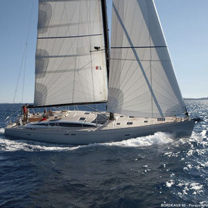 Segel-Yacht / Fahrten / mit offenem Heck / semi-custom