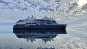 hybrides Kreuzfahrtschiff 1