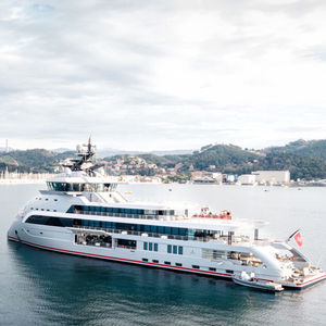 Yachtunterstützungs-Spezialschiff