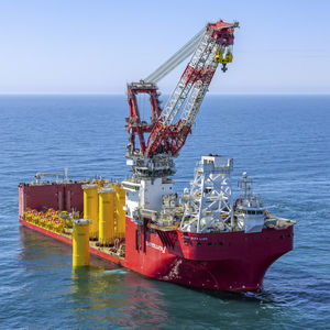 Offshore-Service-Schiff / Bohrinselversorger