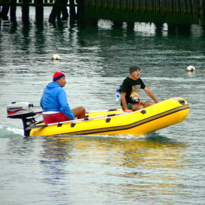Außenborder-Schlauchboot