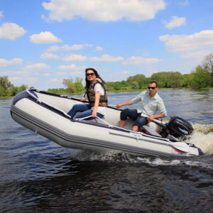 Außenborder-Schlauchboot 1
