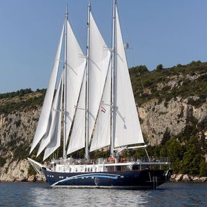 Segel-Superyacht / für Kreuzfahrten