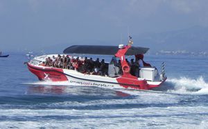 Ausflugsboot