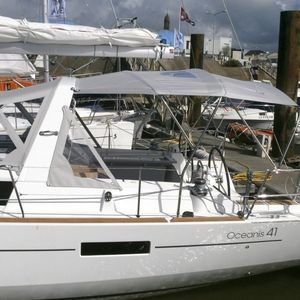 Bimini-Top für Segelboot