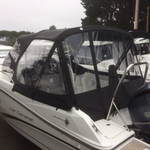 Cockpitverdeck für Motorboot