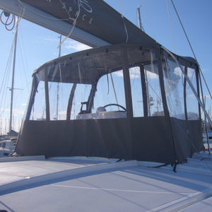 Cockpitverdeck für Motorboot