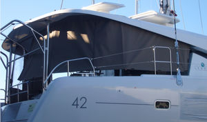 Cockpitverdeck für Motorboot