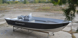 Offenes Boot / Außenborder 1