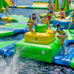 Pyramide Wasserspielgerät