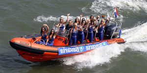 Ausflugsboot