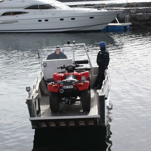 Landungsboot-Berufsschiff 1