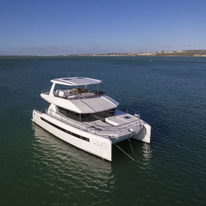 Express Cruiser / Katamaran